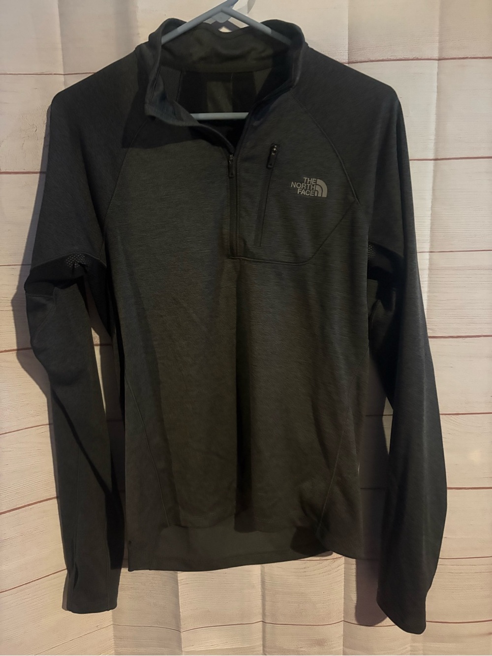 The North Face Men's Dark Gray Half-Zip Performance Pullover Fits XS/S